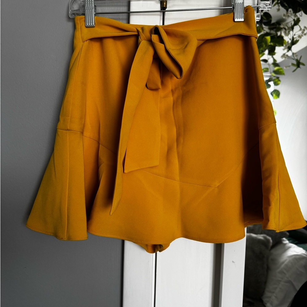 Zara Yellow Skort with Bow Detail
